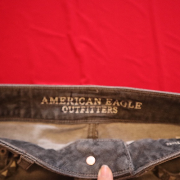 ✨American Eagle Studded Shorts - Picture 3 of 6